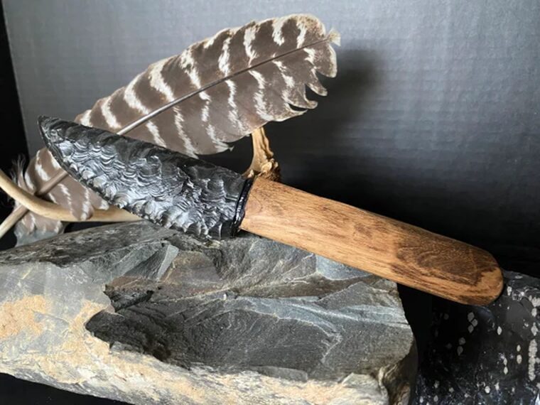 Obsidian knife